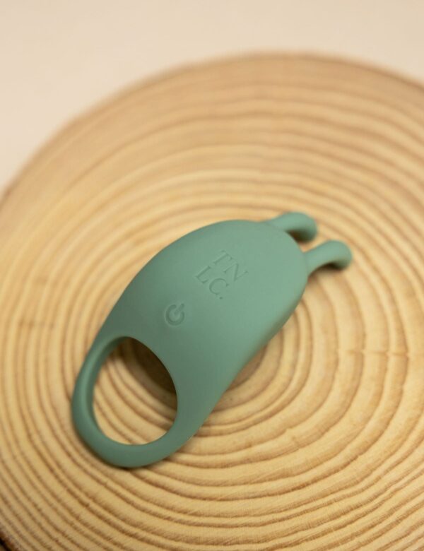 The Natural Love Company Cilantro Multi-Speed Ring Massager